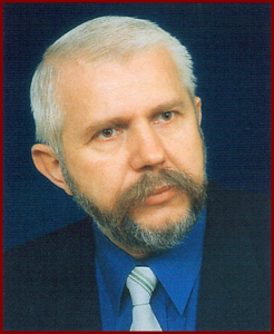 Właściciel Antykwarni - Zbigniew Biernacki